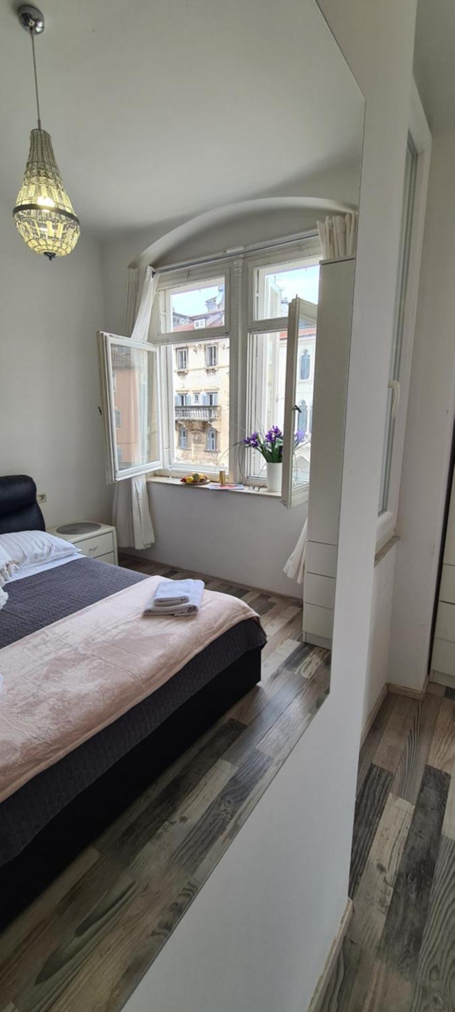 Old Square View Apartment Split Extérieur photo