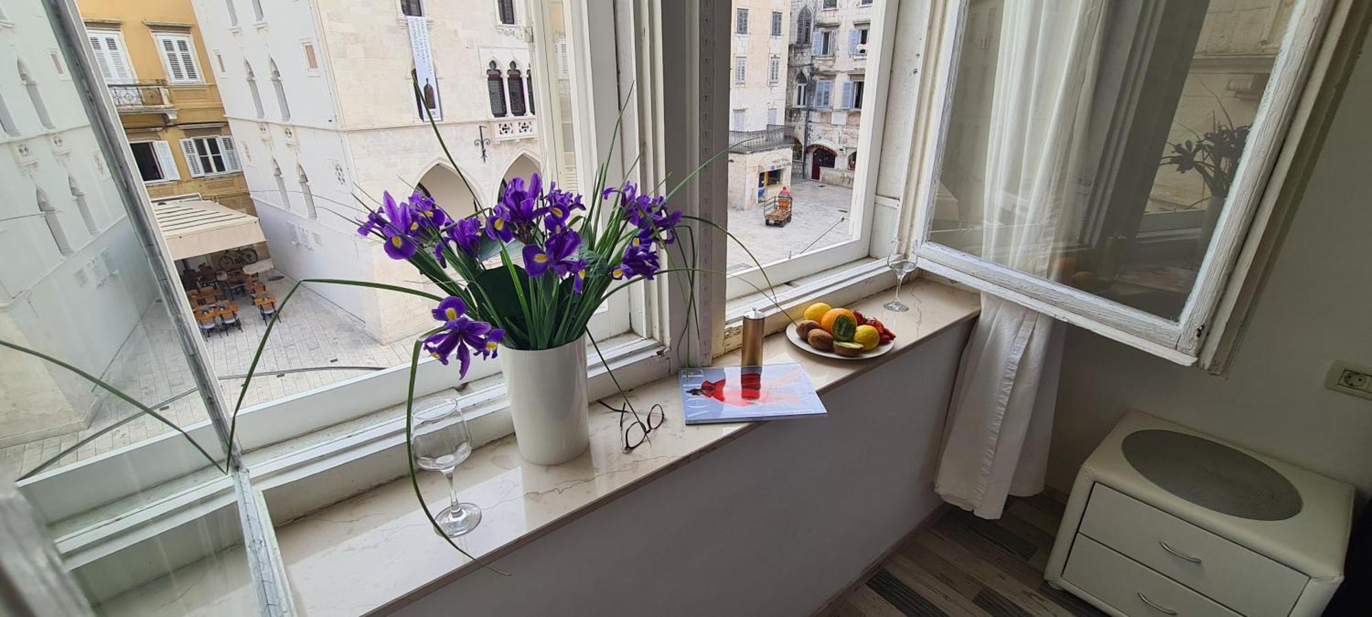 Old Square View Apartment Split Extérieur photo